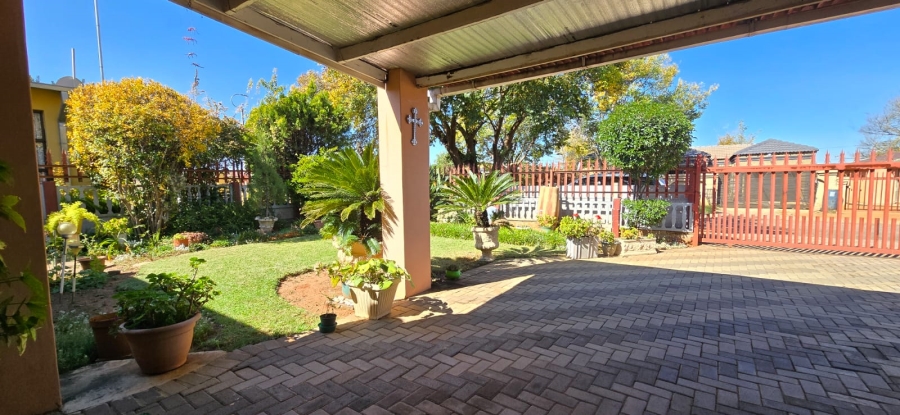 3 Bedroom Property for Sale in Randlespark North West